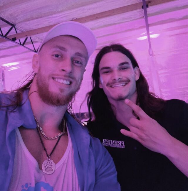 49ers George Kittle hangin  with Premier PhotoBooth attendant Carson. Thanks for a great night and your incredible generosity! See you in the Super Bowl 🏈 @carson.mckellar  @gkittle  @49ers @jellyroll615
